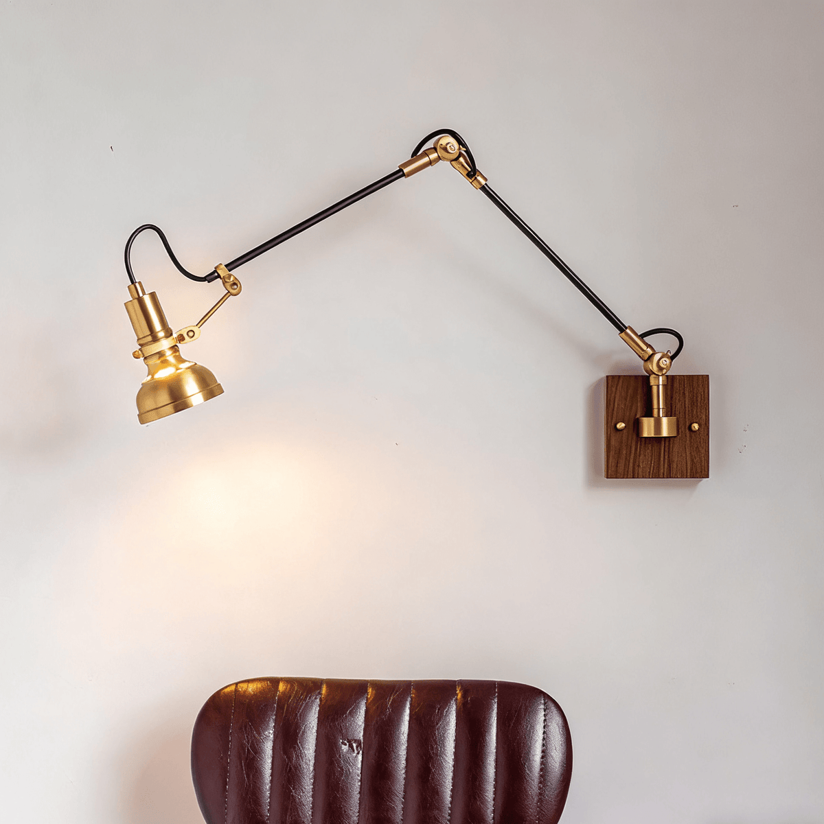 Jovlyn houten wandlamp