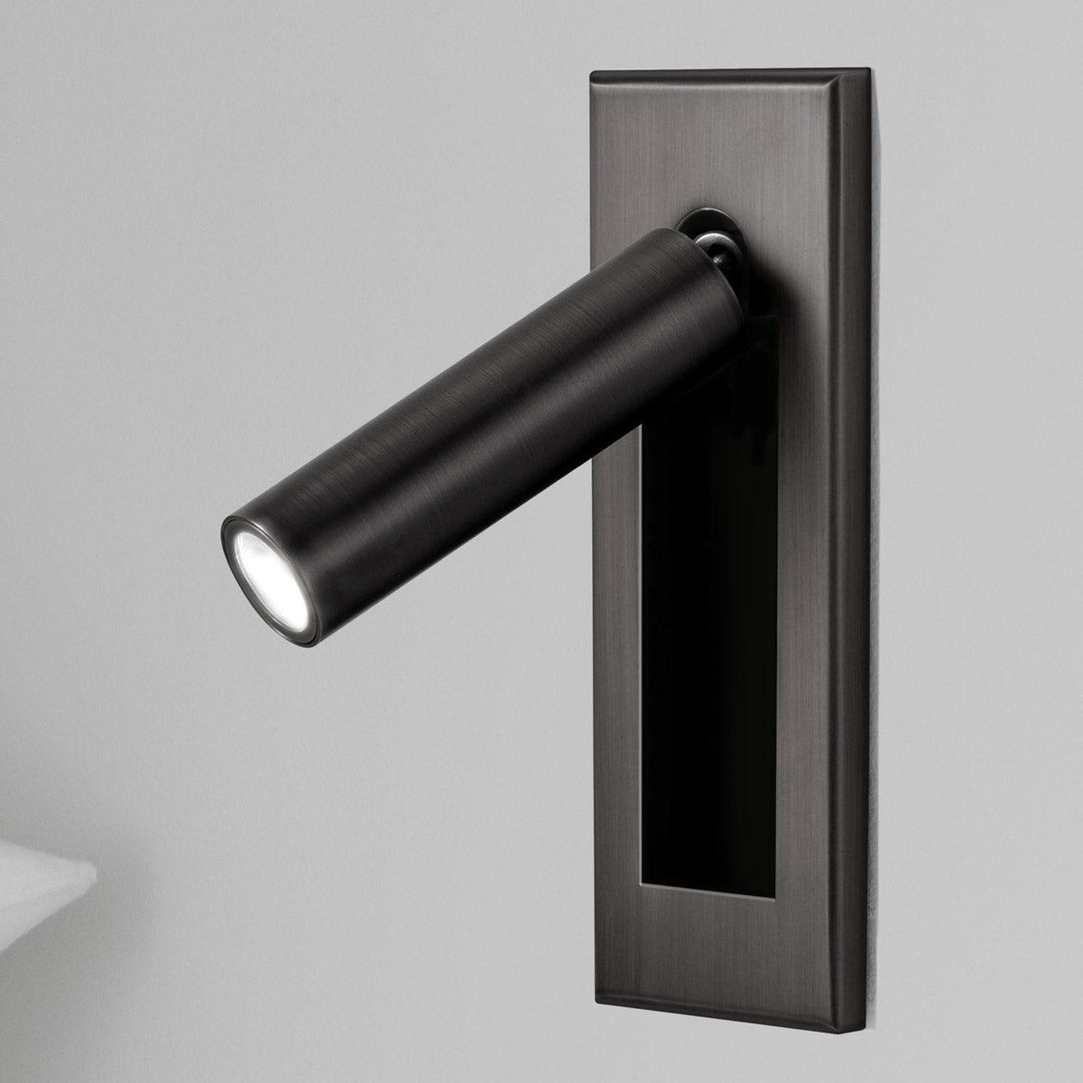Velerelia ingebouwde wandlamp met stekker
