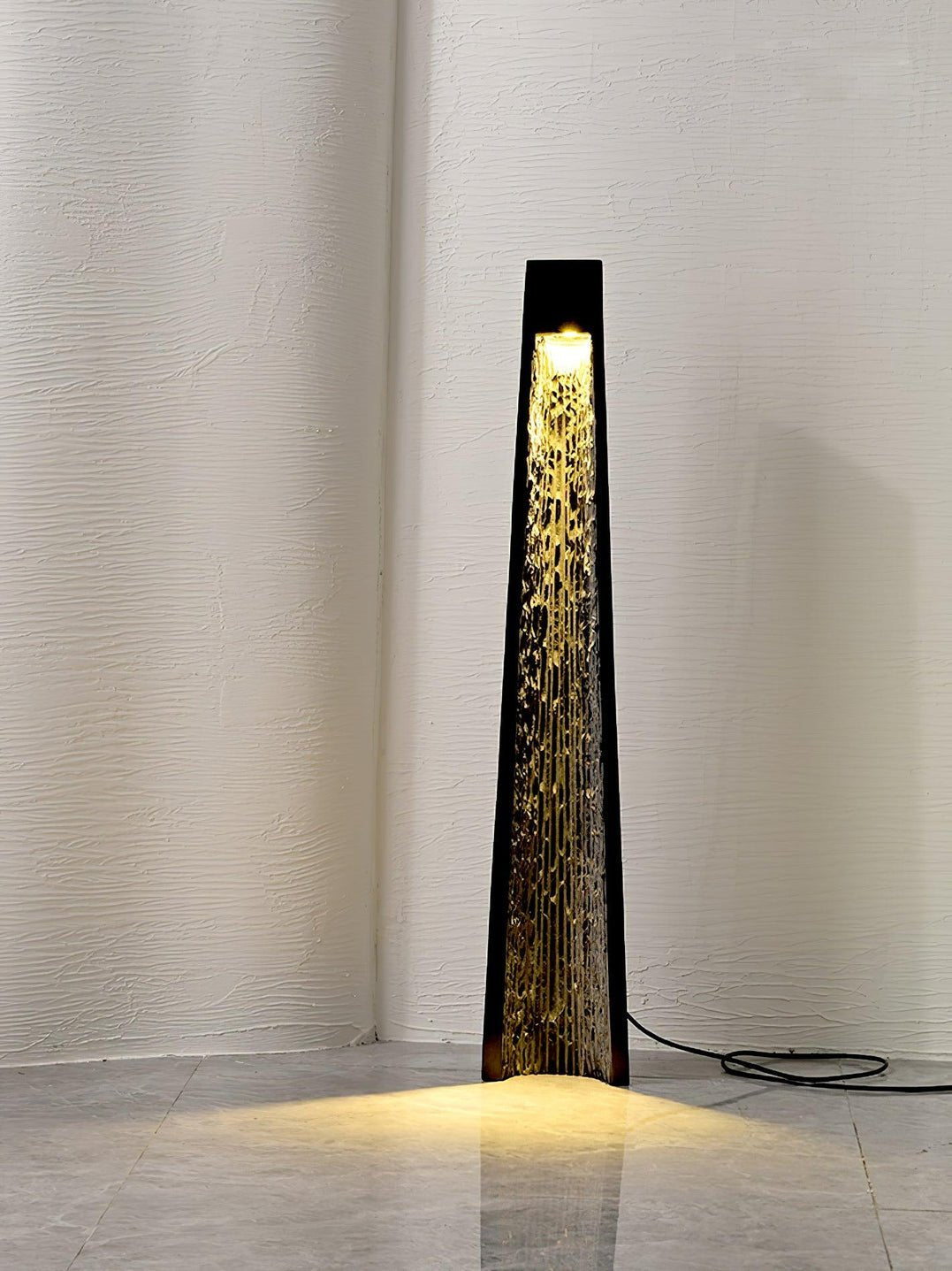 Lave vloerlamp van marmer