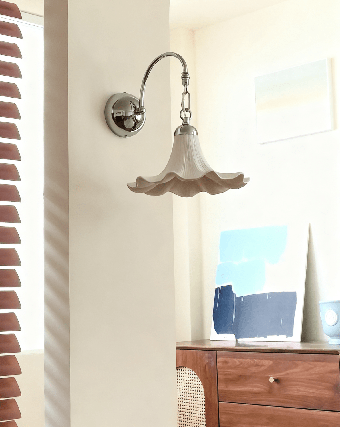 Teks bloemblaadje wandlamp