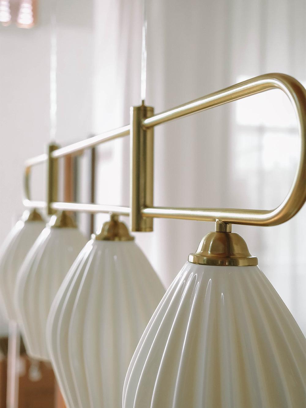 Arlirir moderne hanglamp met minimalistisch kunstwerk in keramiek
