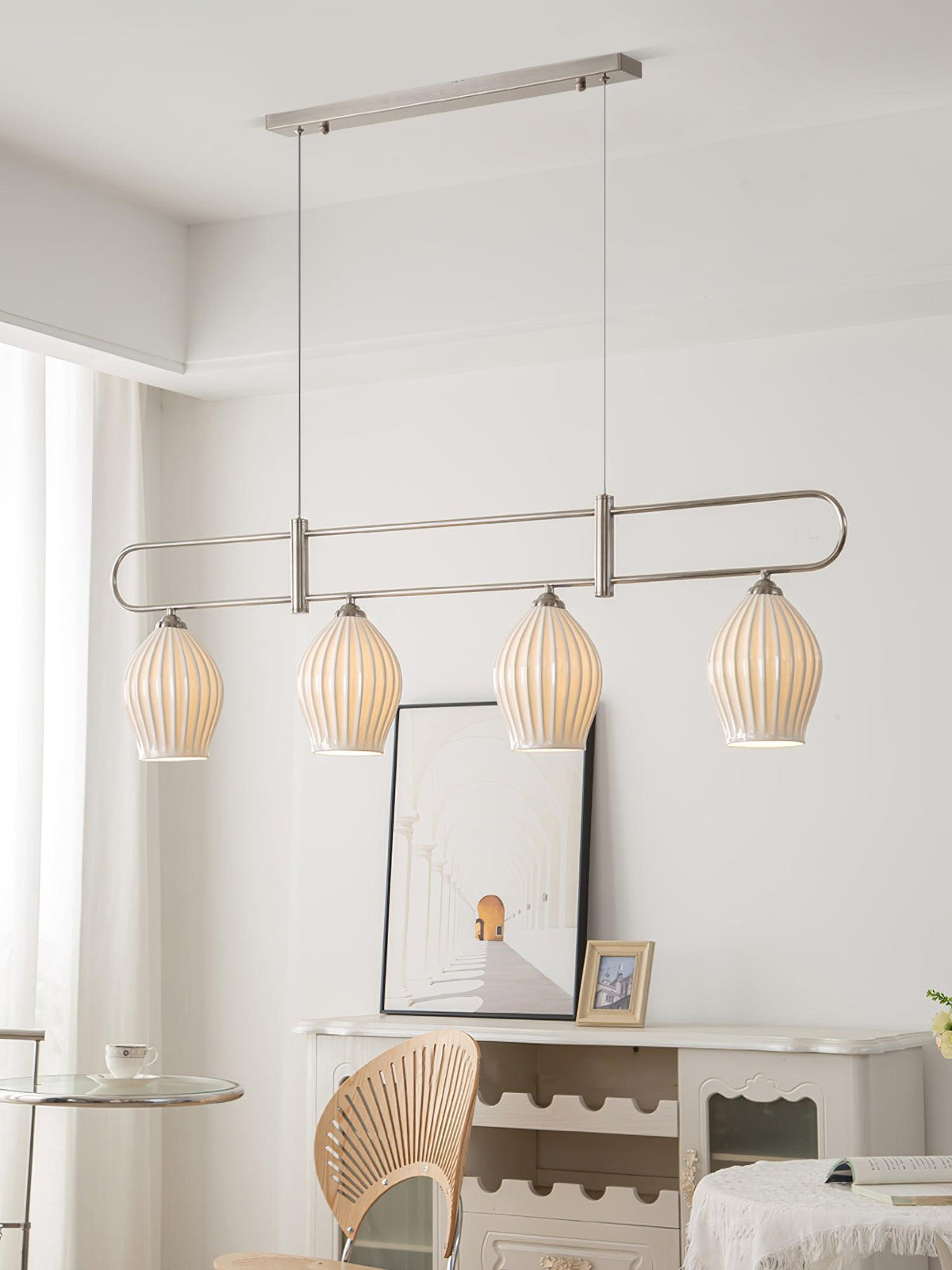 Arlirir moderne hanglamp met minimalistisch kunstwerk in keramiek