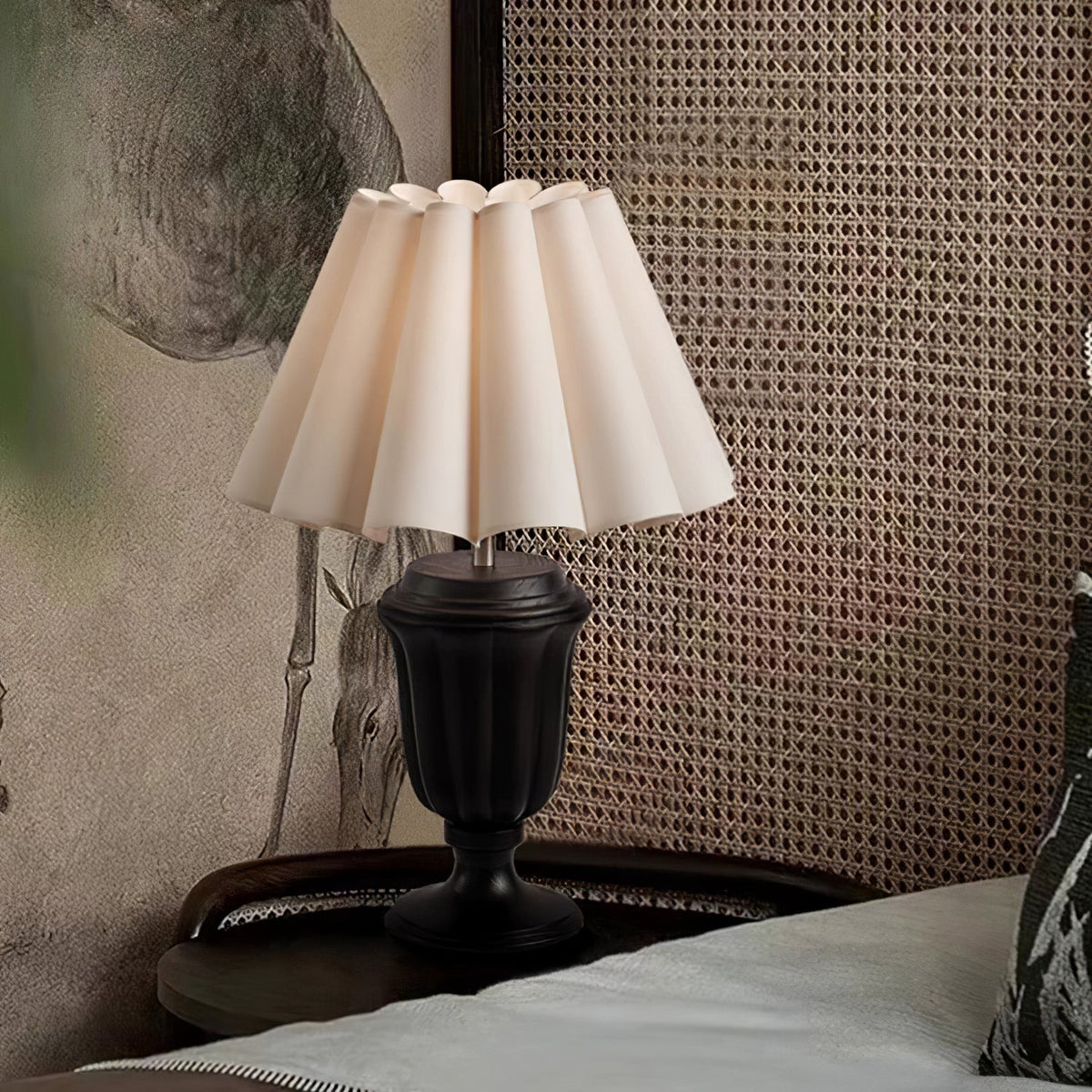 Vireo Hout en Stoffen tafellamp
