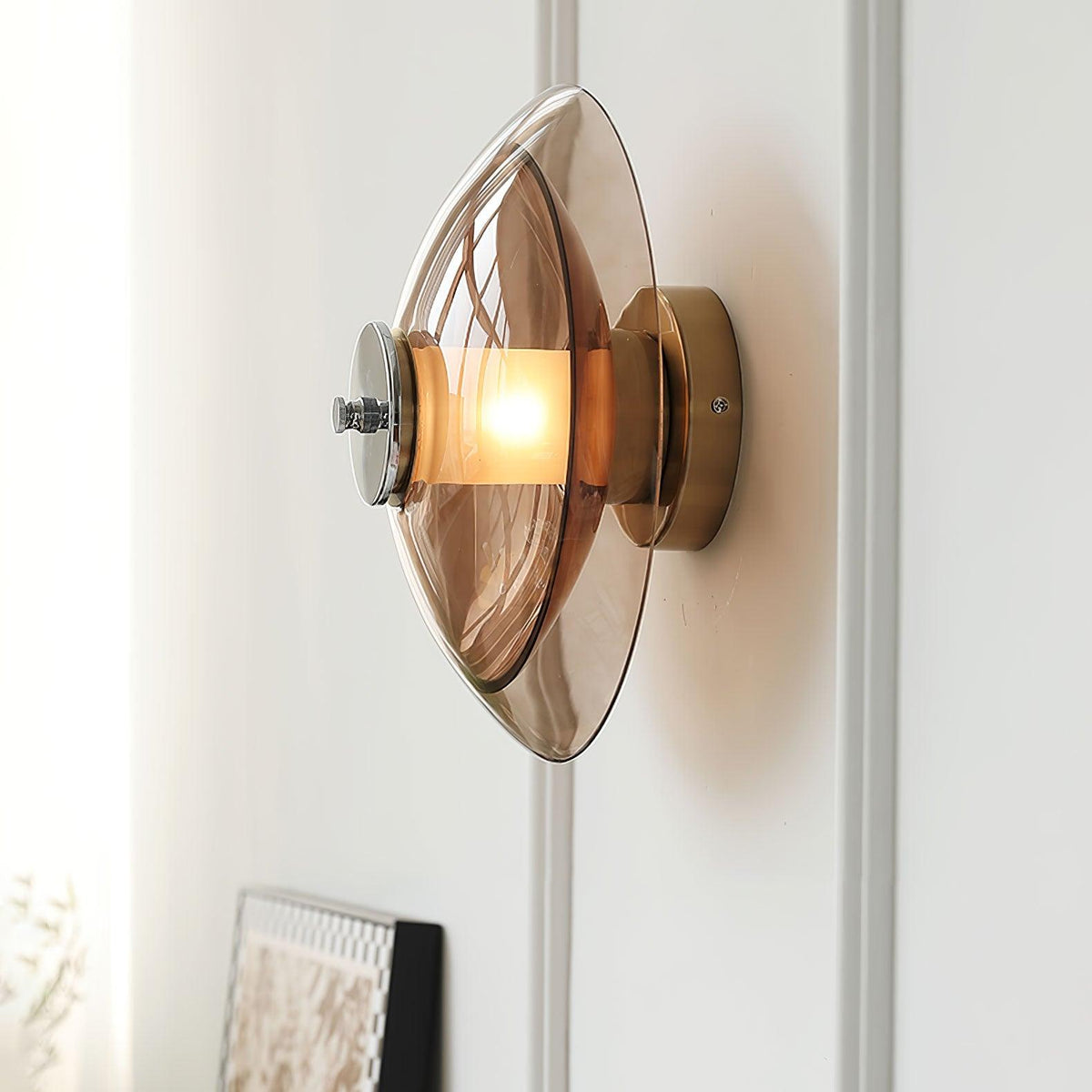 Cocarir Noordse kunst vliegende schotel met stekker wandlamp