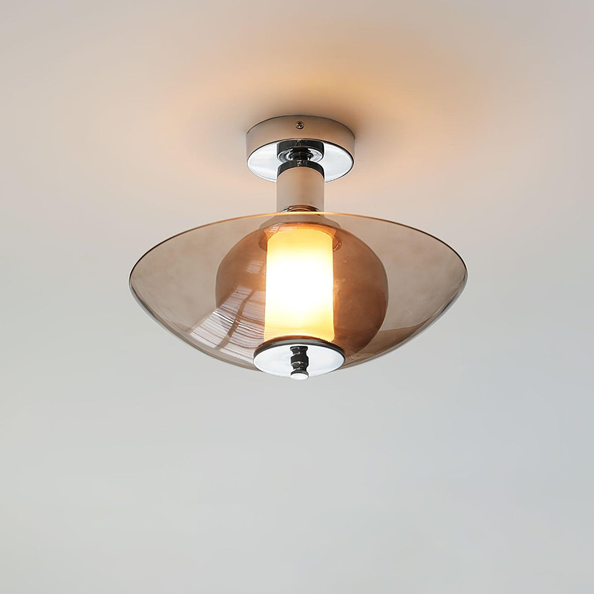 Cocarir Noordse kunst vliegende schotel met stekker wandlamp