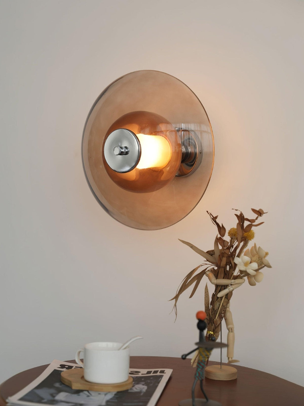 Cocarir Noordse kunst vliegende schotel met stekker wandlamp
