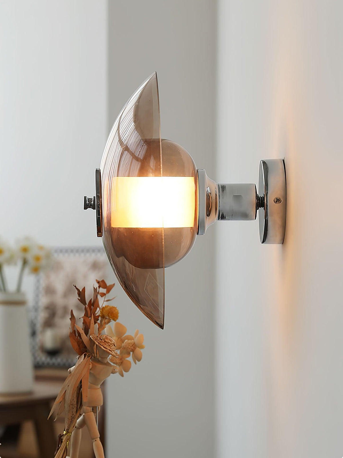 Cocarir Noordse kunst vliegende schotel met stekker wandlamp