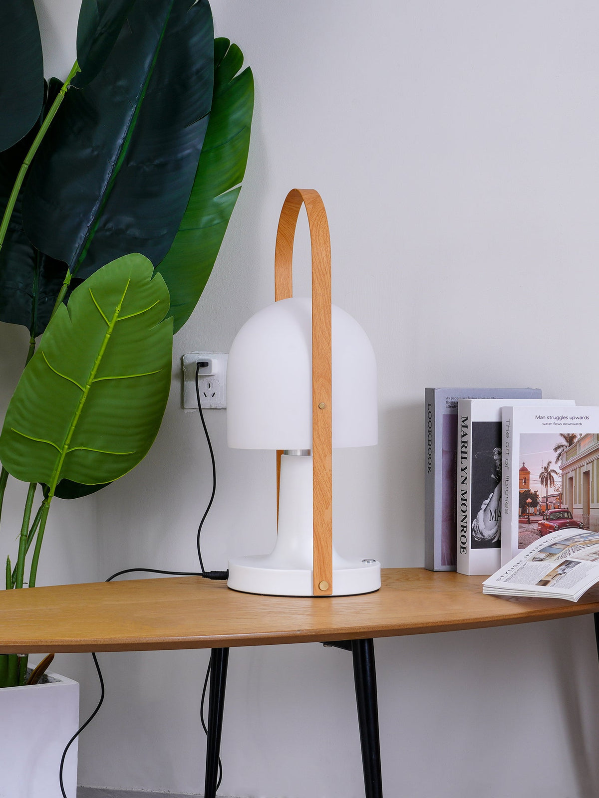 Nerys Scandinavische tafellamp