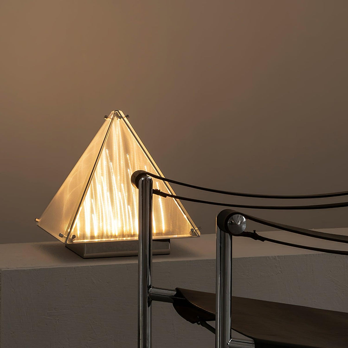 Mymiryre Pyramid glas tafellamp