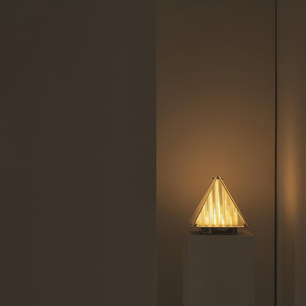 Mymiryre Pyramid glas tafellamp
