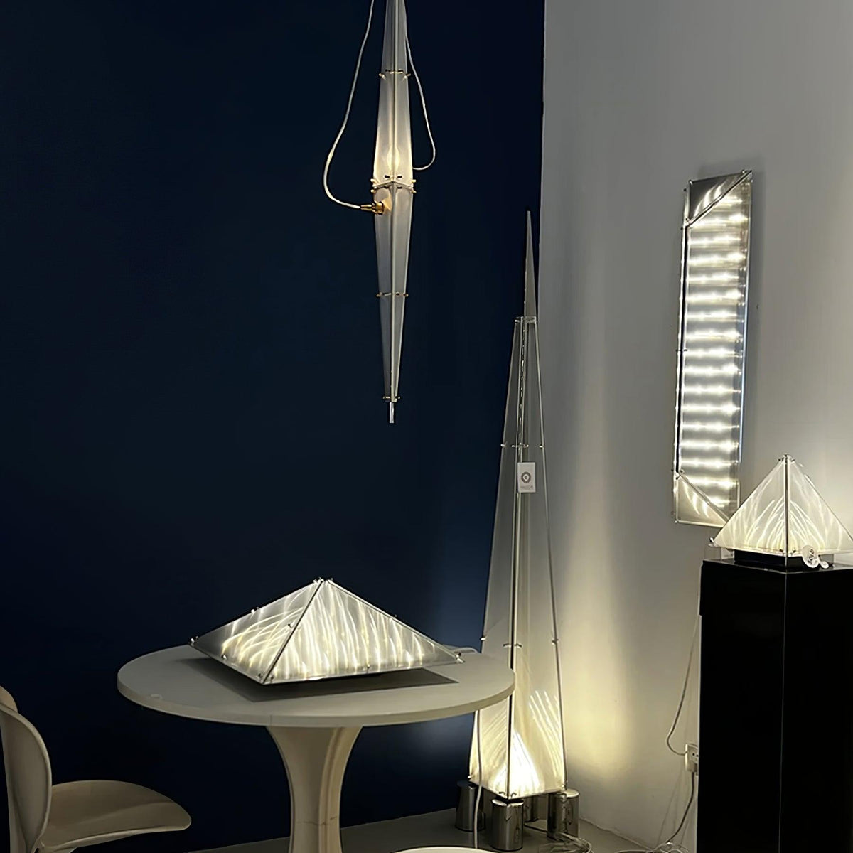 Prism Moderne wandlamp van glas met chroomafwerking