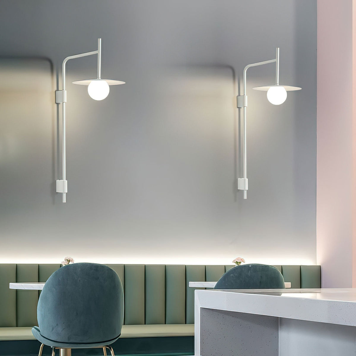 Lioririelle wandlamp modern minimalistisch met glazen kap