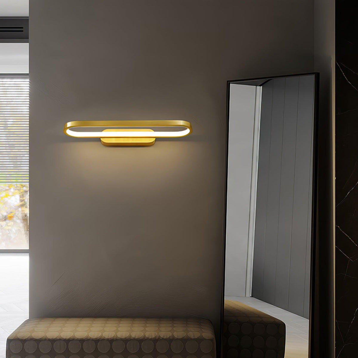 Casaraya Moderne wandlamp van messing in Minimalistisch Design