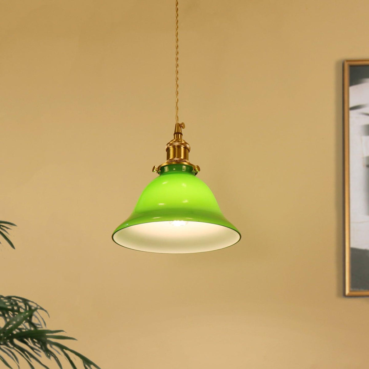 Jovanth Retro hanglamp in messing met groene afwerking