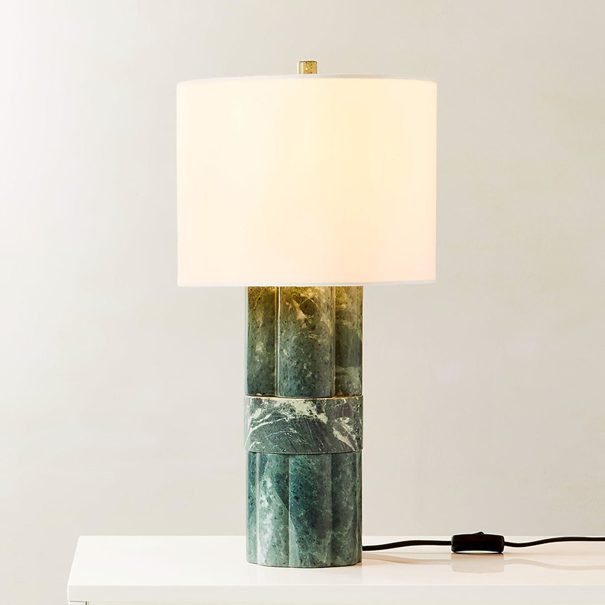 Petalielle Moderne tafellamp van marmer
