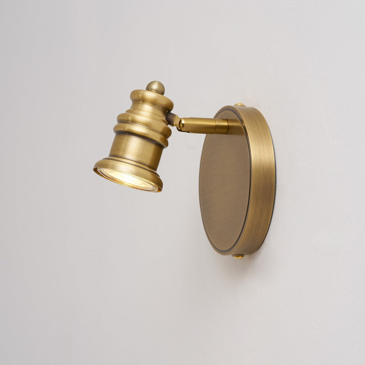 Corten messing wandlamp