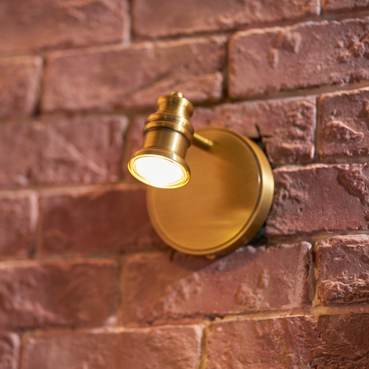 Corten messing wandlamp