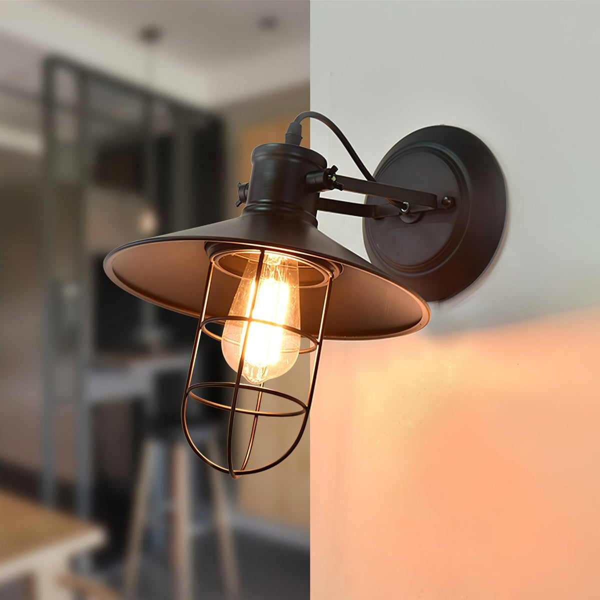 Eiraniella Abnormal Harbour Industriële wandlamp van glas