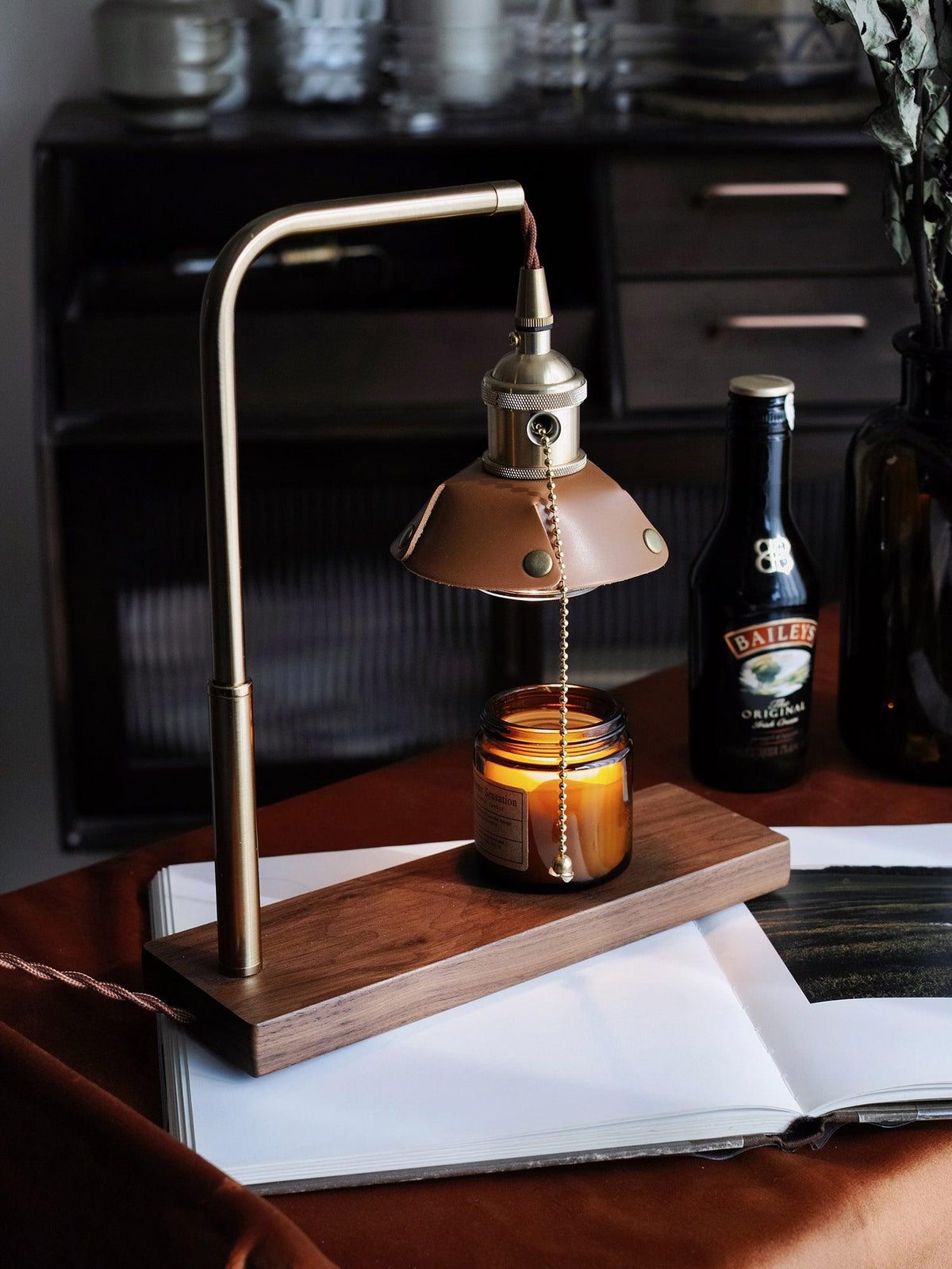 Clark Moderne tafellamp van hout