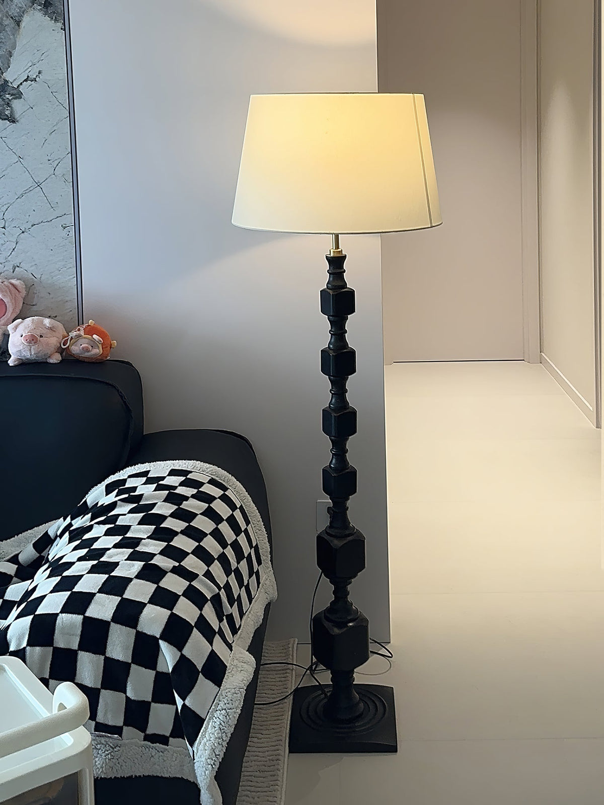 Sylarelle Houten vloerlamp in walnootkleur