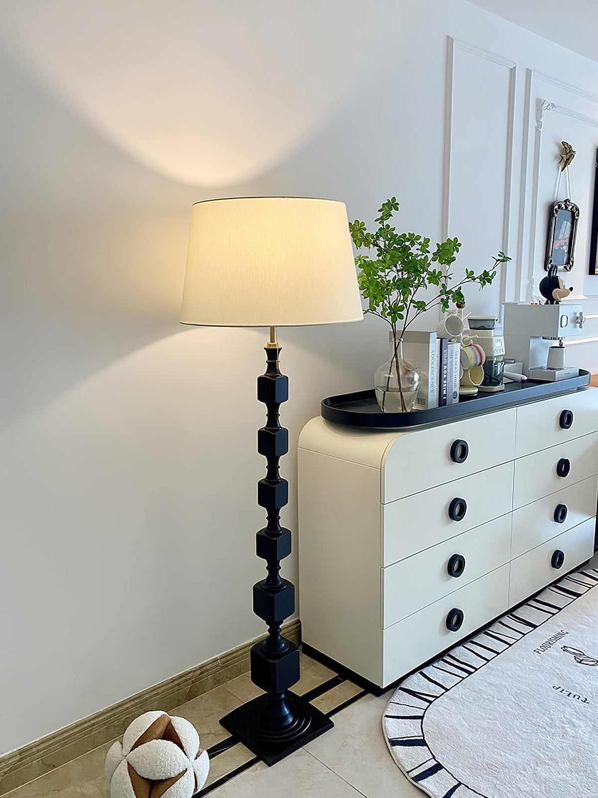 Sylarelle Houten vloerlamp in walnootkleur