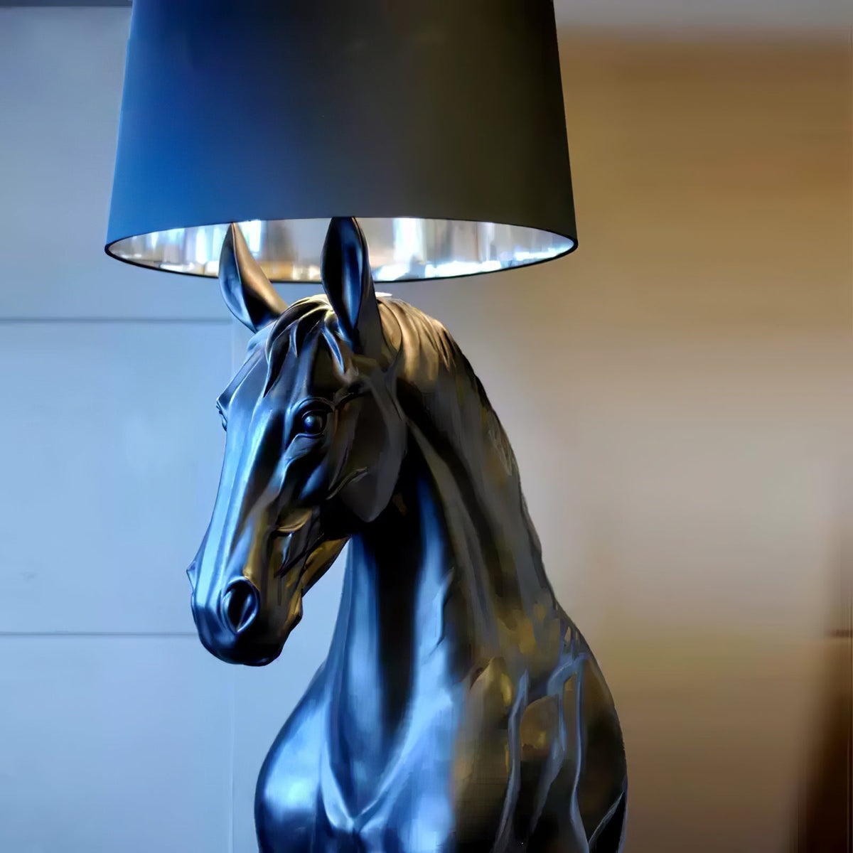 Derion vloerlamp van stof en hars