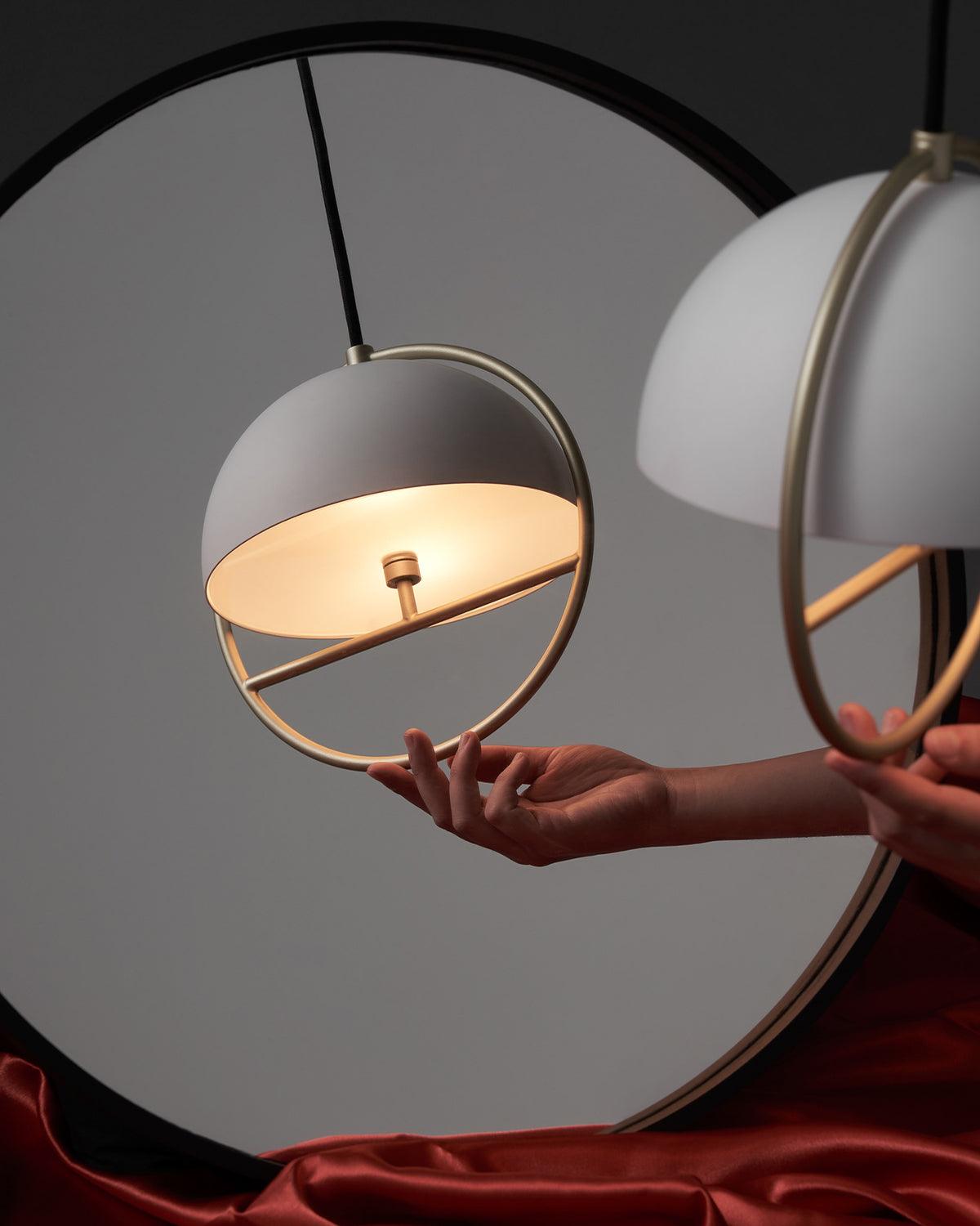 Zephira hanglamp van stalen klassieker