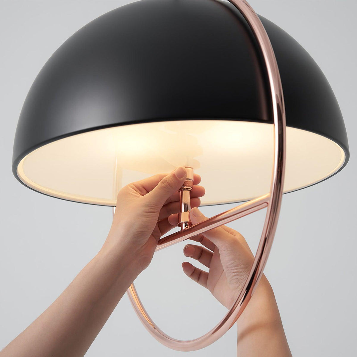 Zephira hanglamp van stalen klassieker