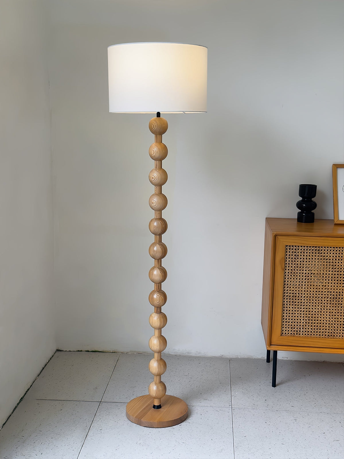 Paston houten vloerlamp met stoffen kap