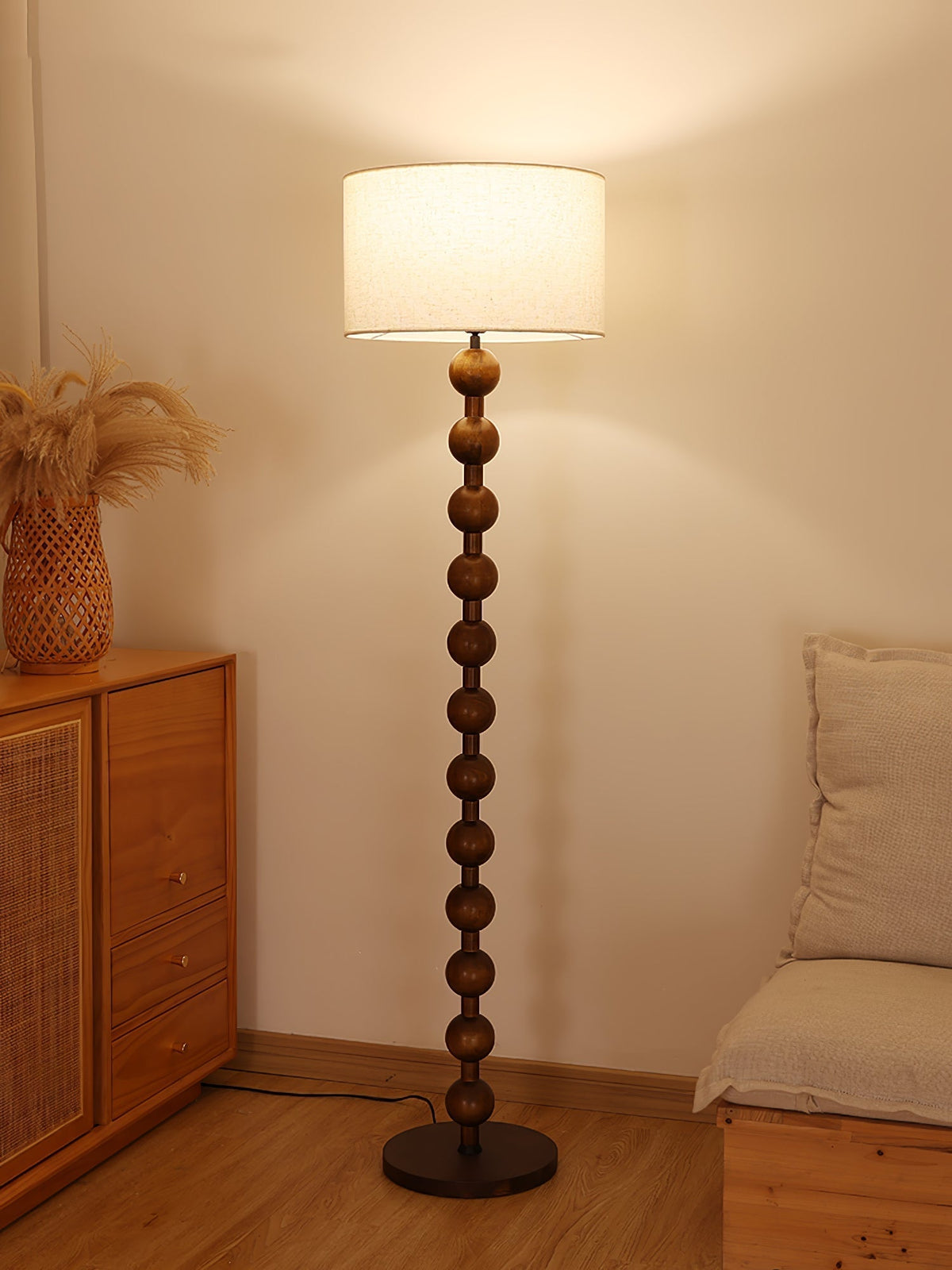 Paston houten vloerlamp met stoffen kap