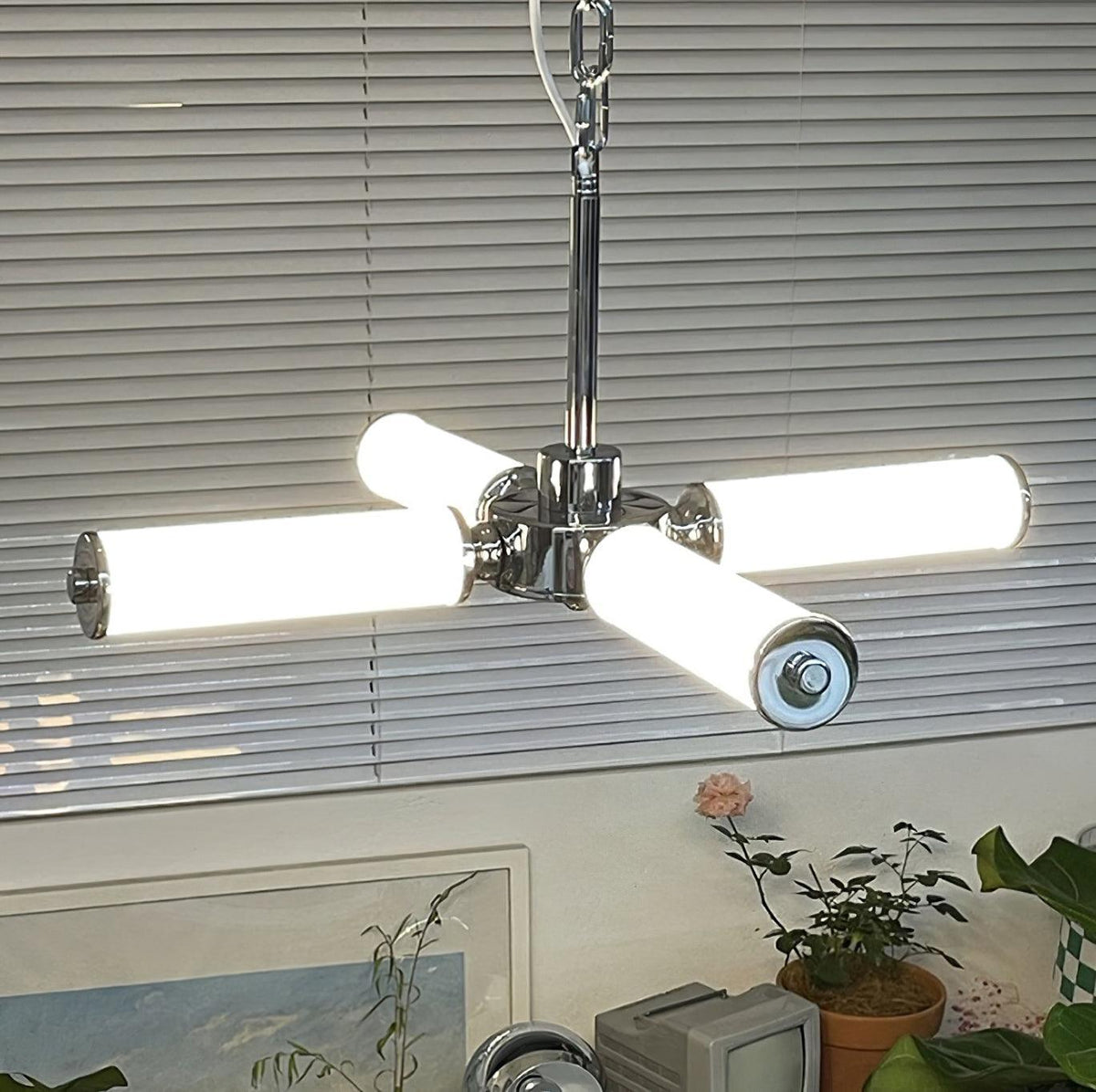 Zoliria Moderne minimalistische kroonluchter met geïntegreerde LED en glas