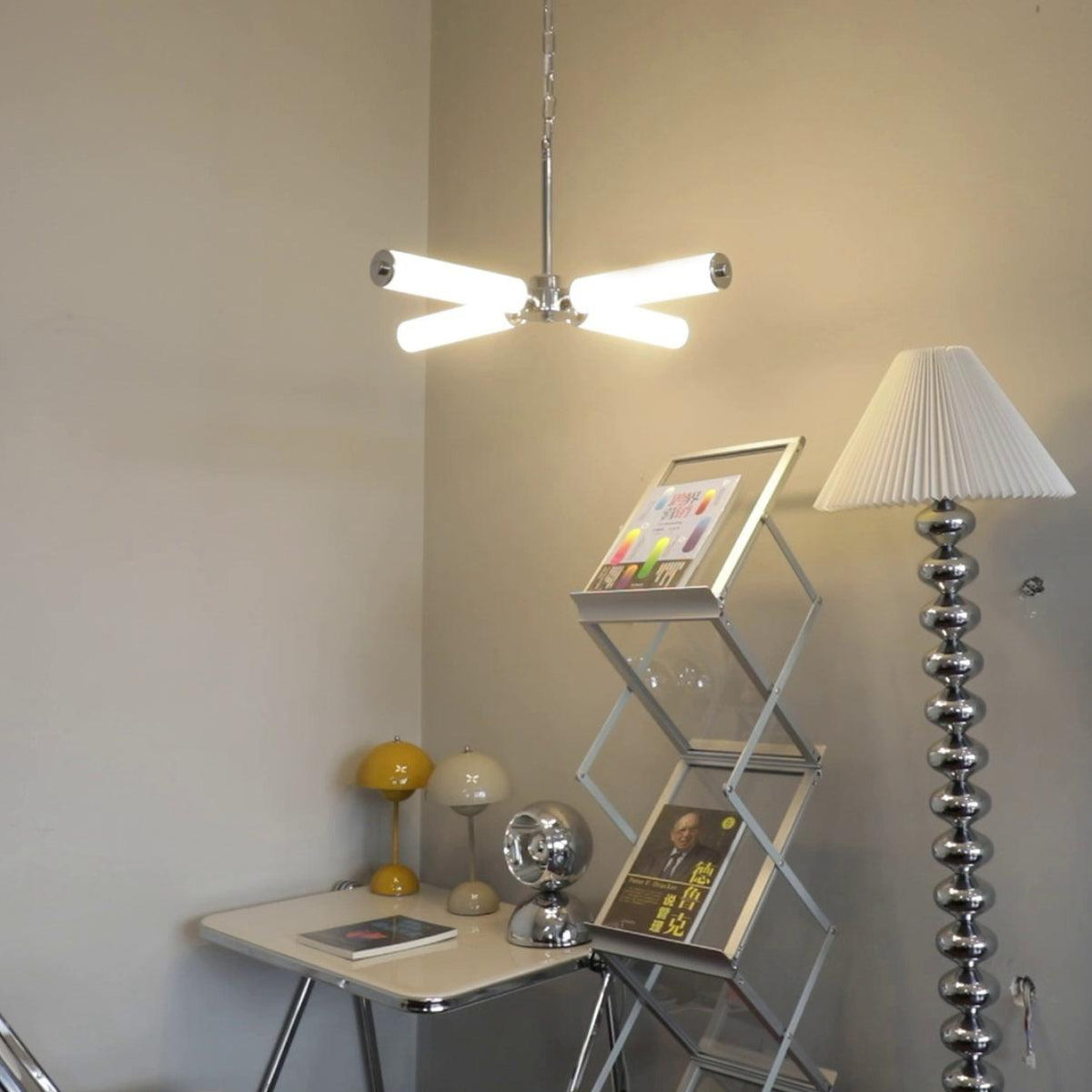 Zoliria Moderne minimalistische kroonluchter met geïntegreerde LED en glas