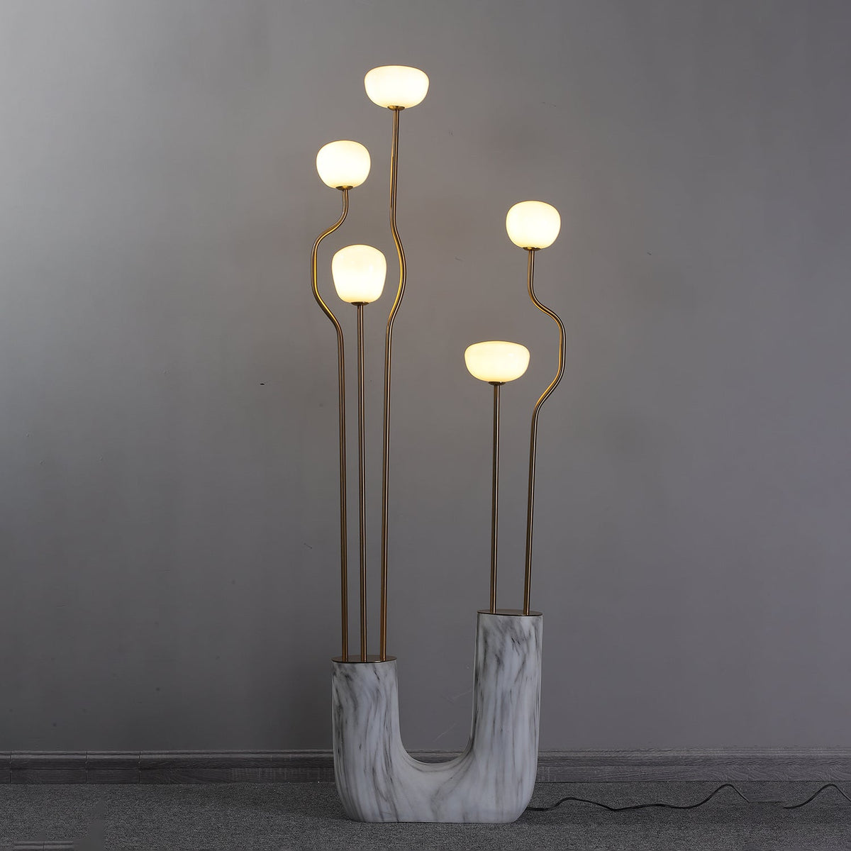 Lumon vloerlamp in marmer en messing, modern