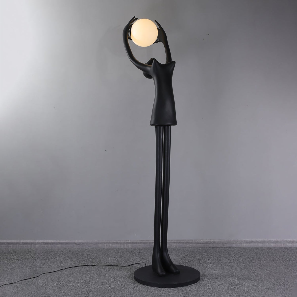 Lynorel vloerlamp zwart