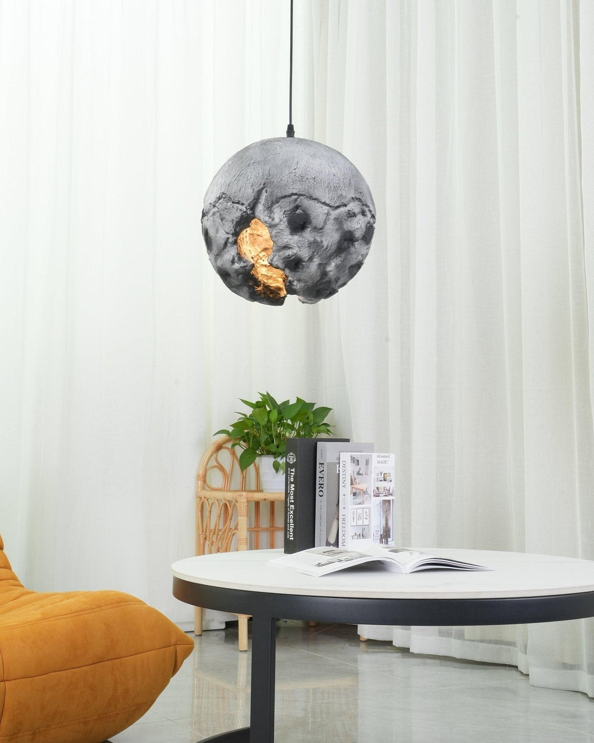 Ilphaara Irregular Planet Plastic hanglamp