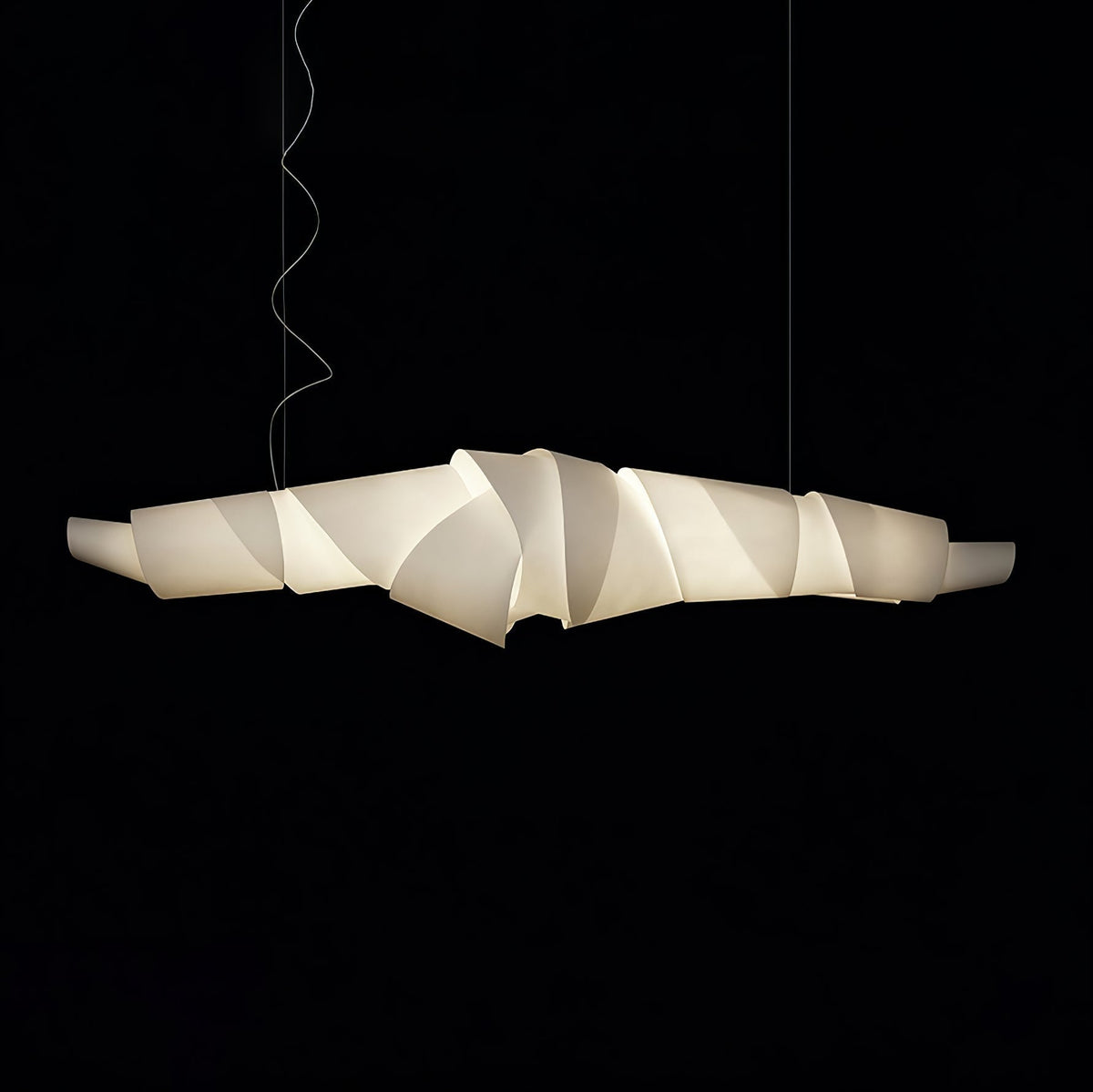 Ribbon Kroonluchter met speelse PVC