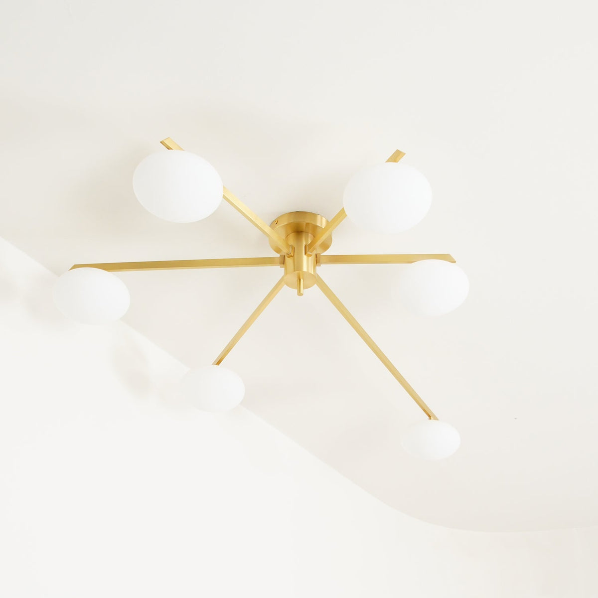 Lioraliella plafondlamp Zwart Wit glas