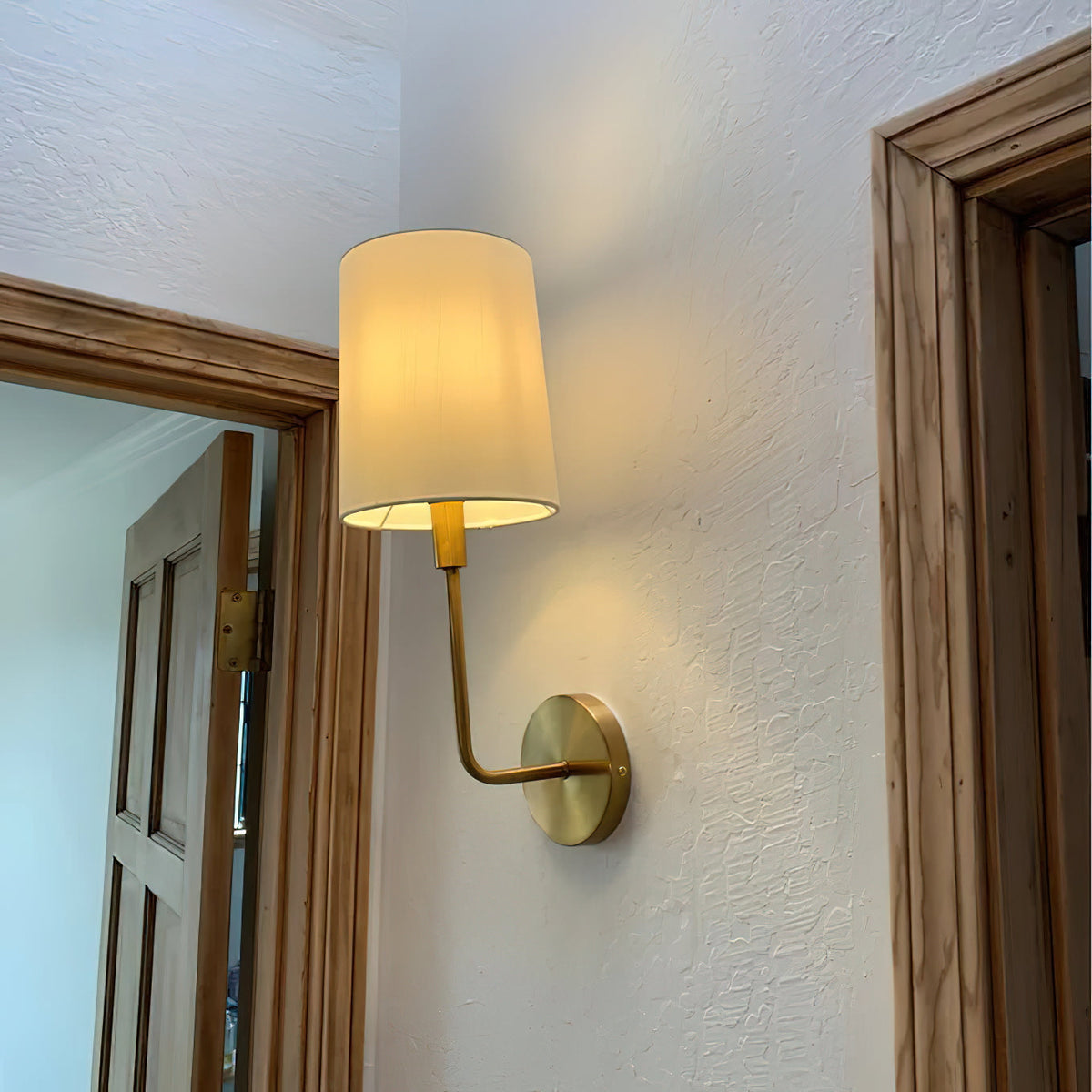 Viraelenne wandlamp