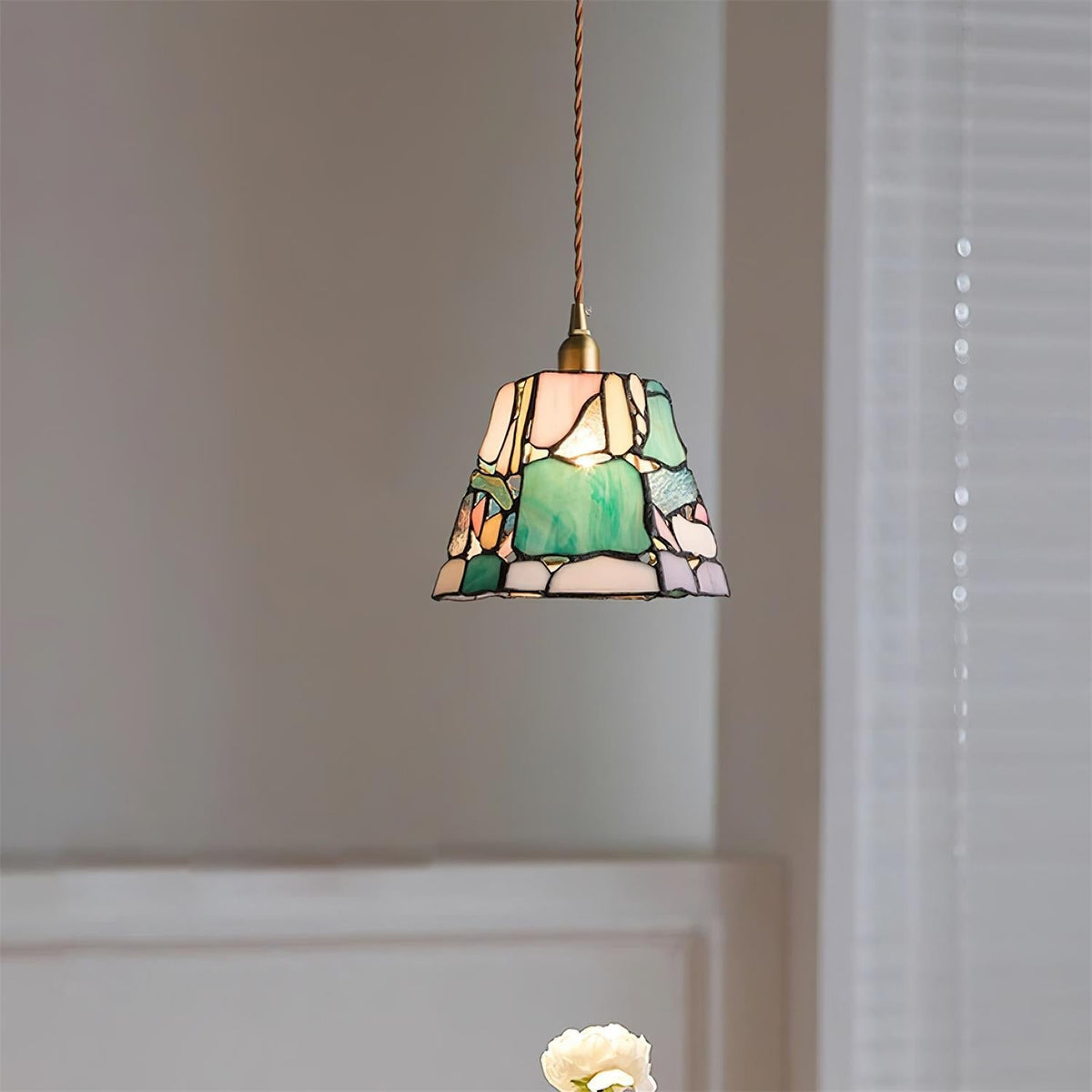 Fira Tiffany-stijl hanglamp met gevuld glas