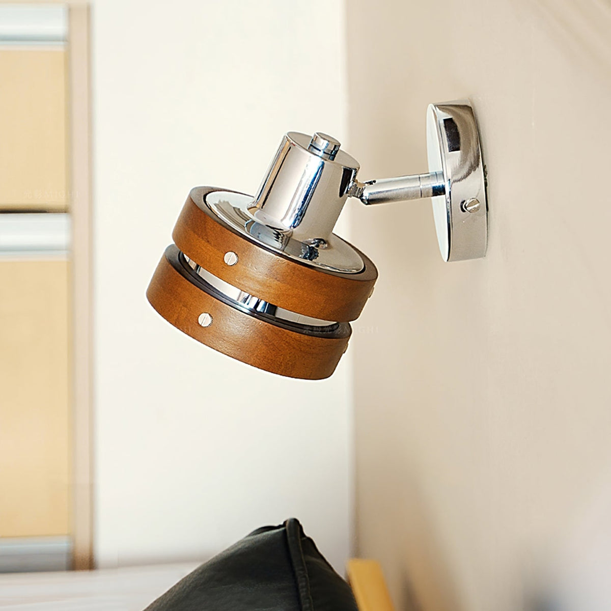 Avenor Premium Noordse kunst Walnoot wandlamp