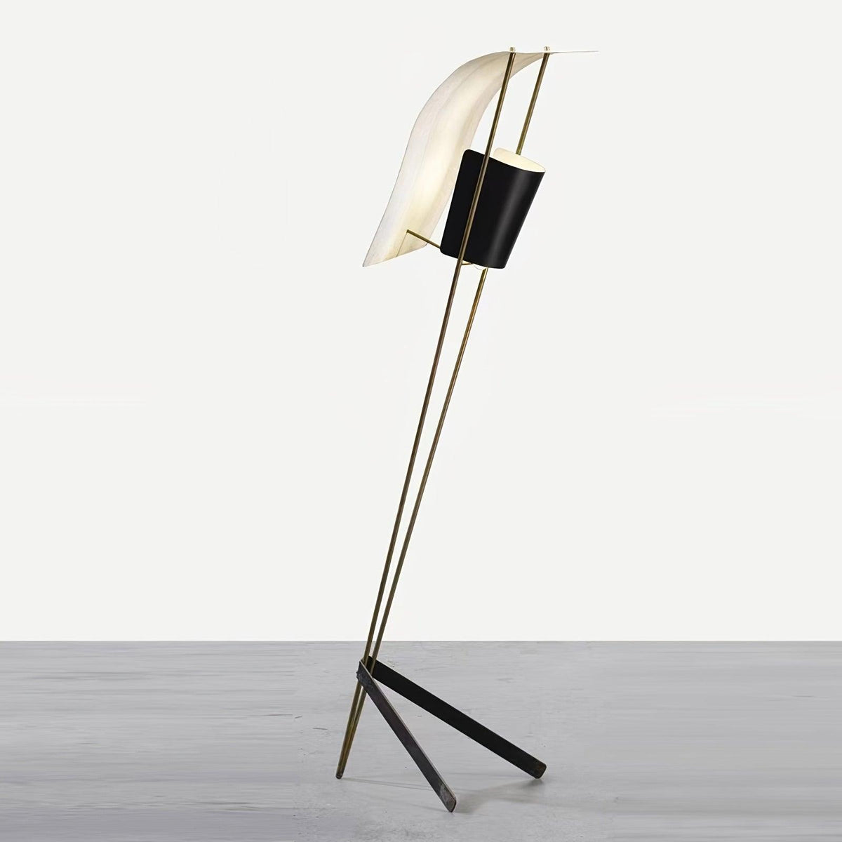 Ulvynil vloerlamp minimalistisch