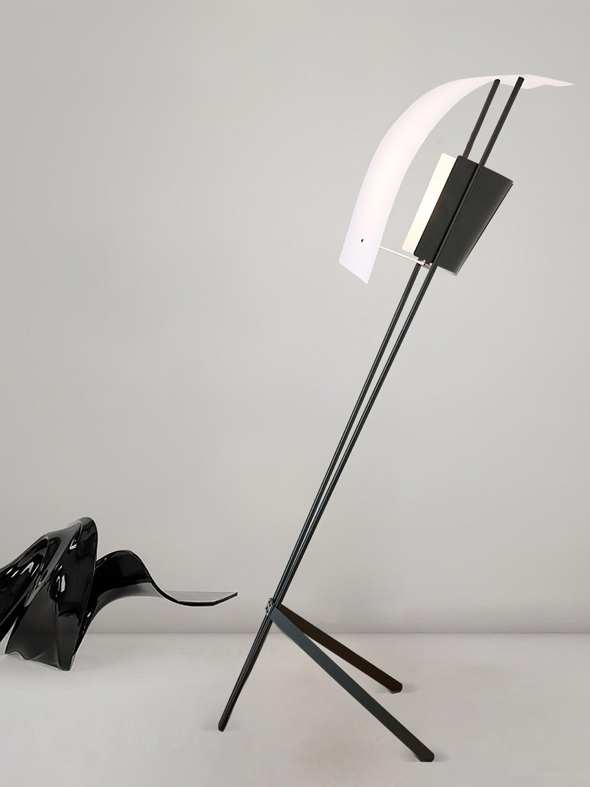 Ulvynil vloerlamp minimalistisch
