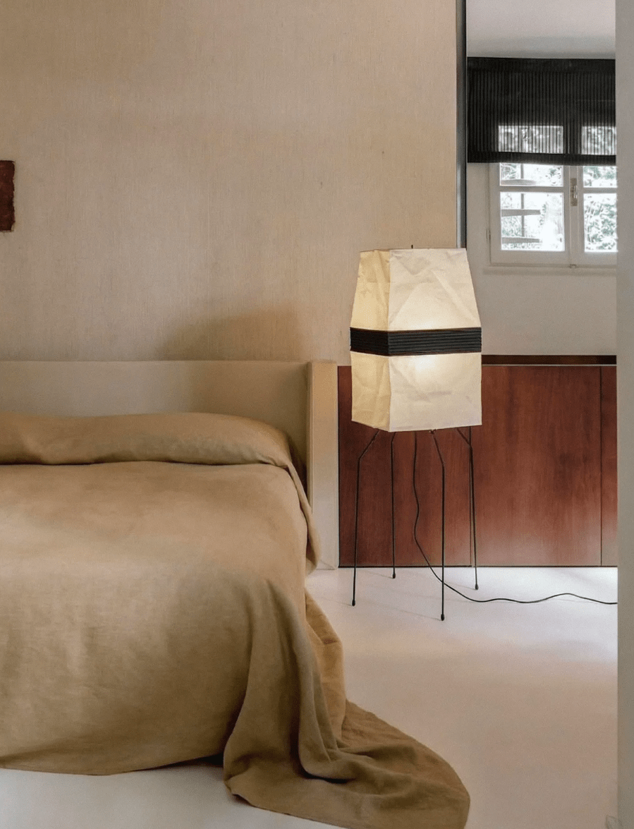 Piaiveria vloerlamp met Papieren Kap