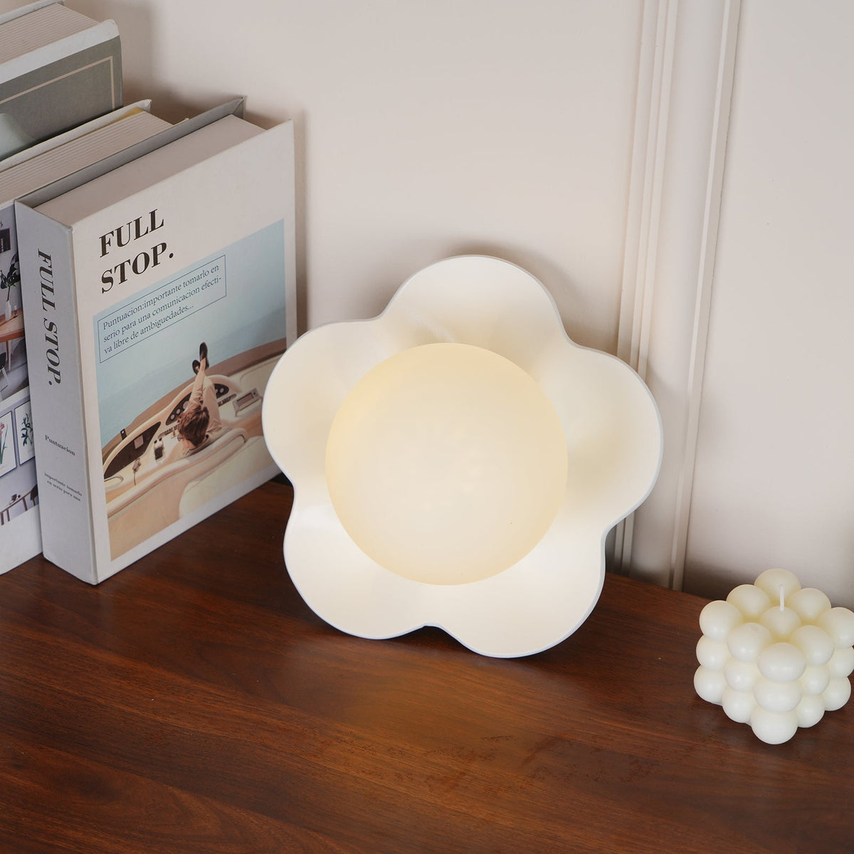 Petalia wandlamp