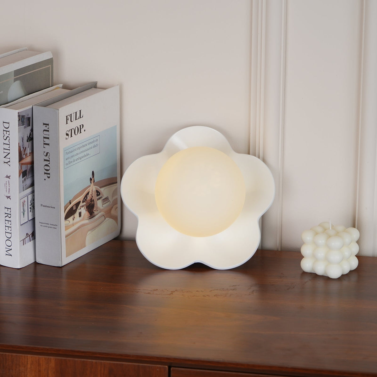 Petalia wandlamp