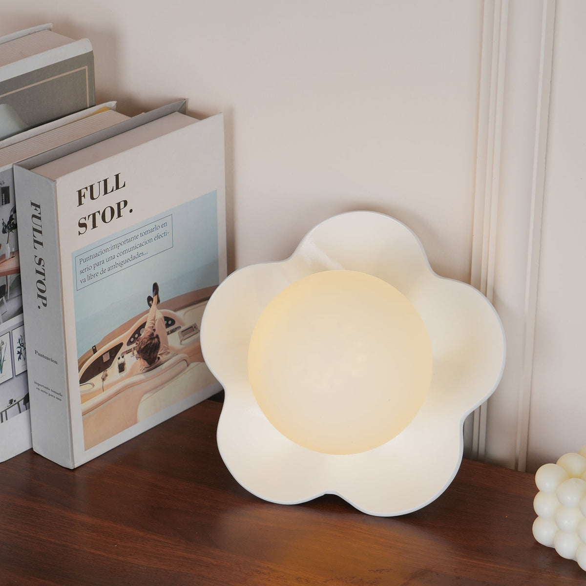 Petalia wandlamp
