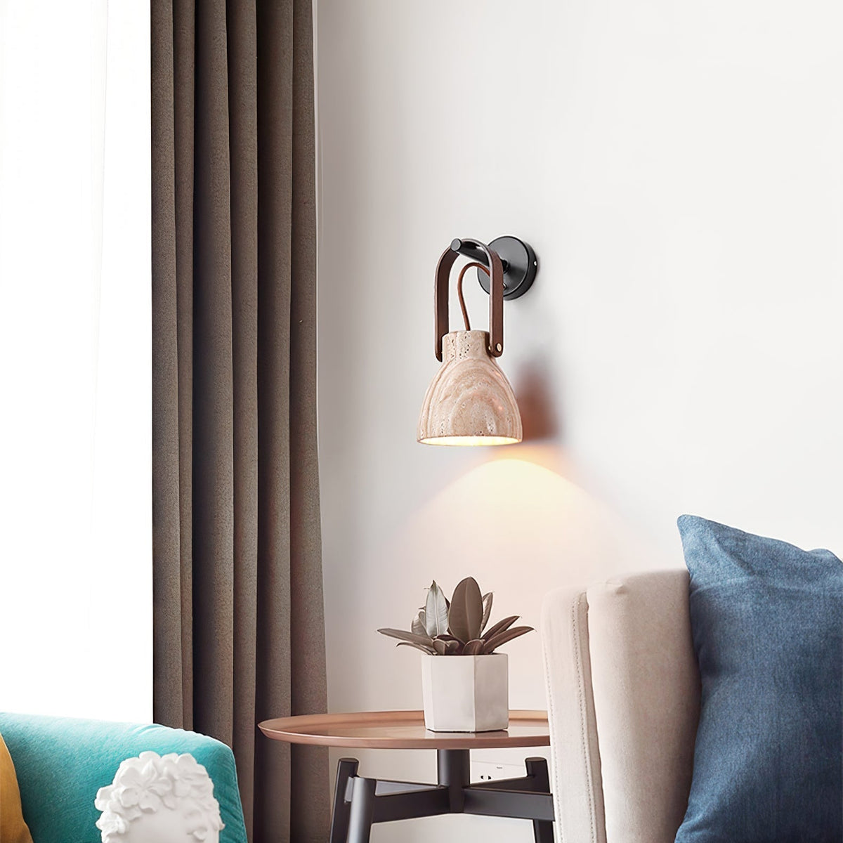 Tarix travertin wandlamp met Houten Handvat