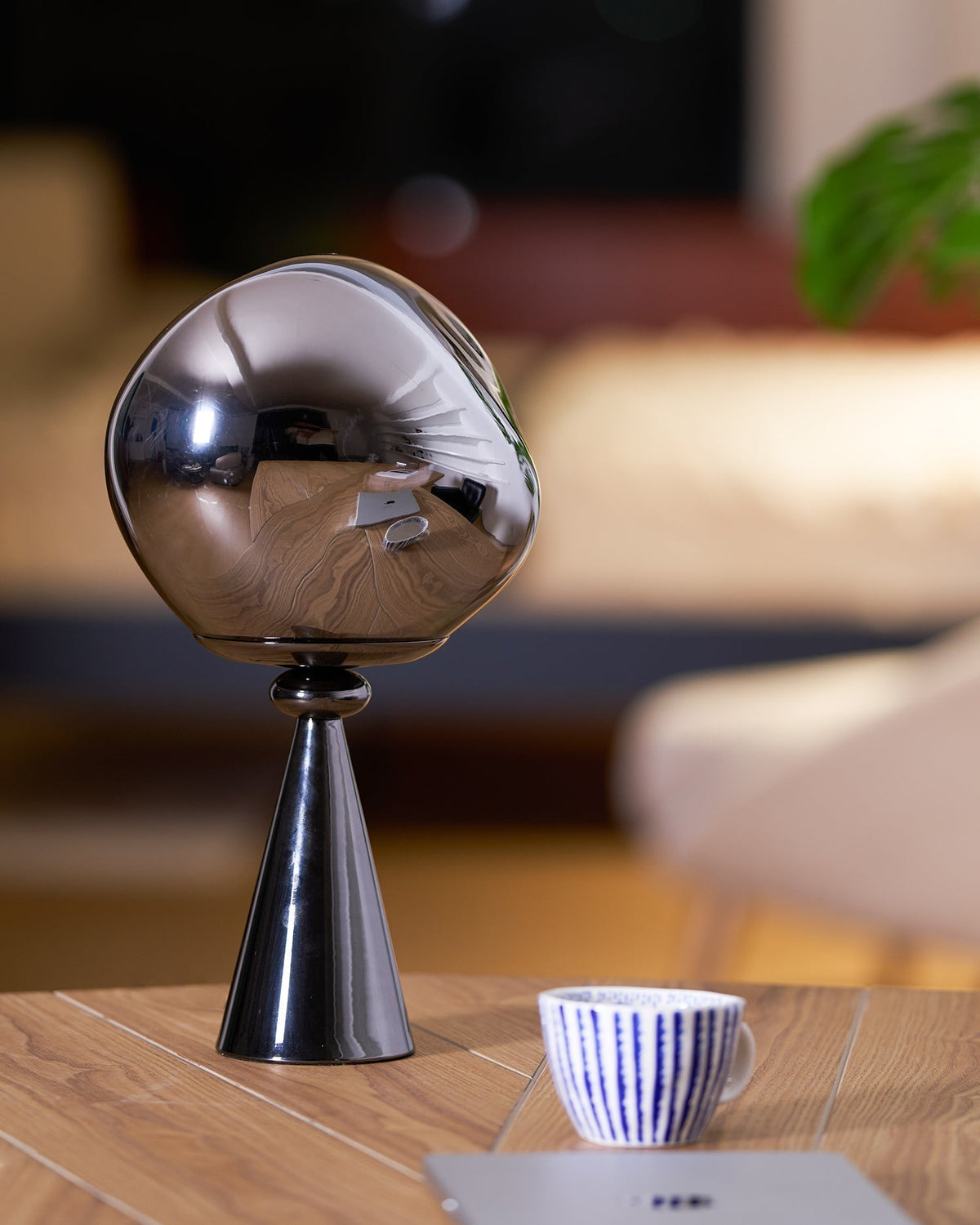 Unoril Artisan PVC tafellamp