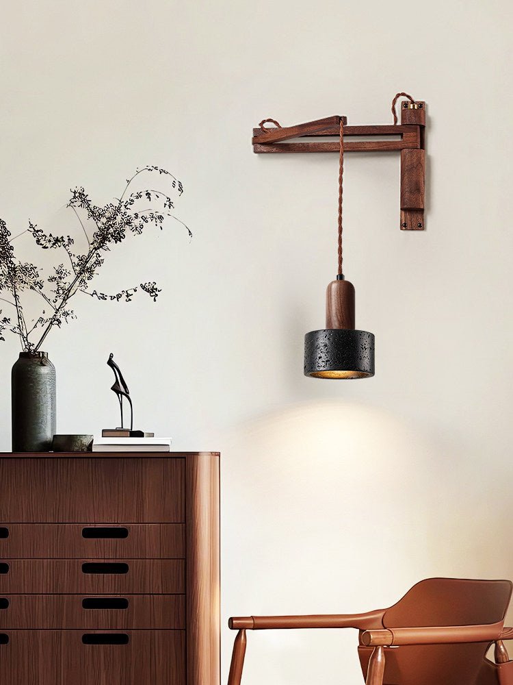 Vamki aanpasbare wandlamp in zwart travertin en walnoothout