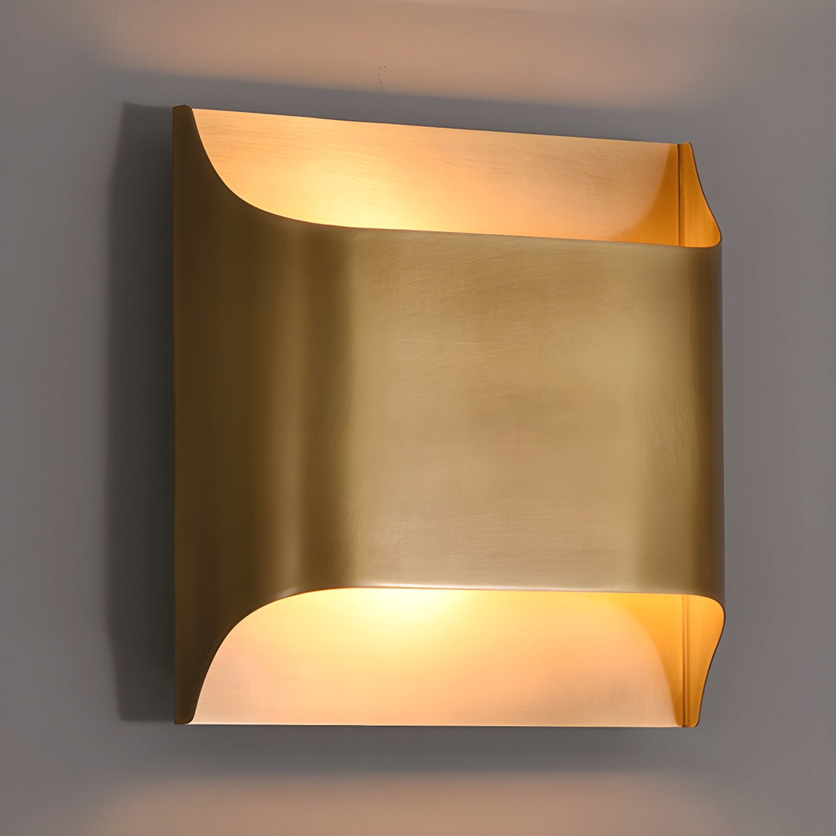 Hardy wandlamp van messing